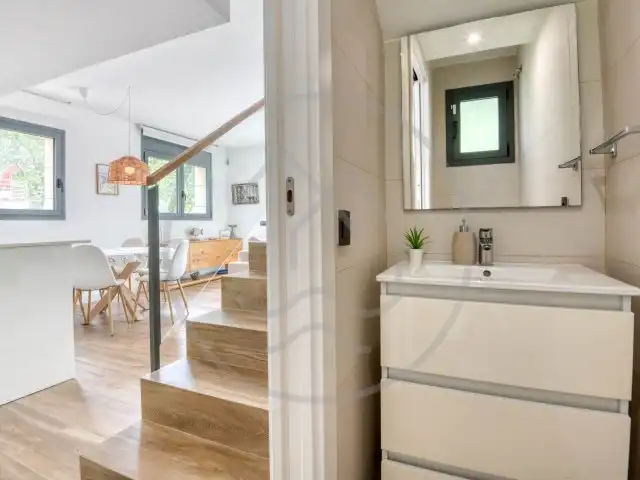 Bathroom of Flat for sale in Castell d'Aro, Platja d'Aro i s'Agaró  with Air Conditioner, Heating and Terrace