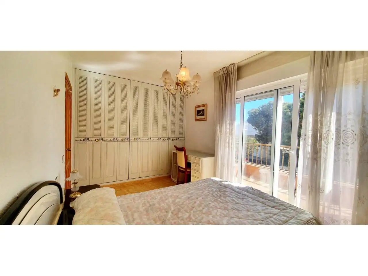 Bedroom of Detached homes for sale in Roquetas de Mar  with Terrace, Furnished and Community pool