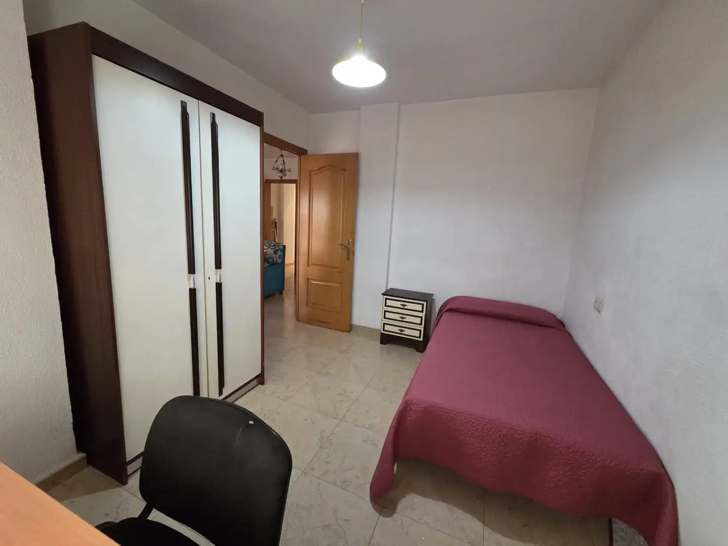 Bedroom of Flat for rent in Granada  with Furnished, Oven and Washing machine
