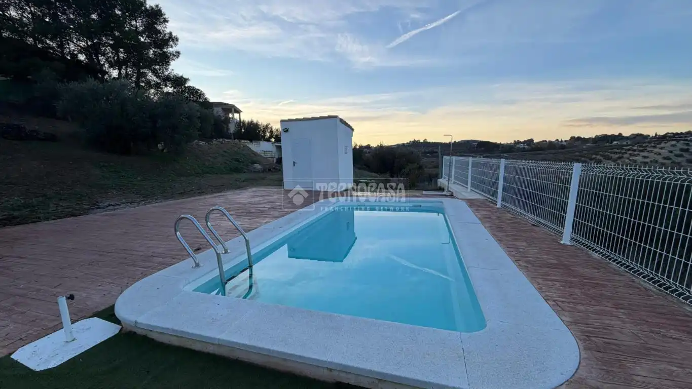 Piscina de Finca rústica en venta en Jaén con Trastero