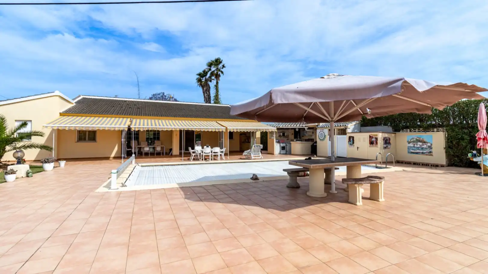 Villa con piscina in vendita a Els Poblets, imagen 3