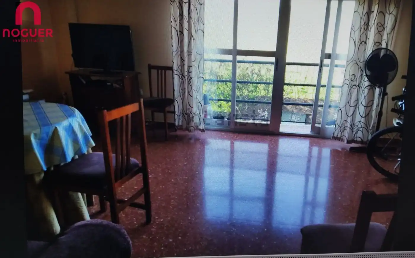 Sala d'estar de Pis en venda en Poniente-Norte - Miralbaida - Parque Azahara