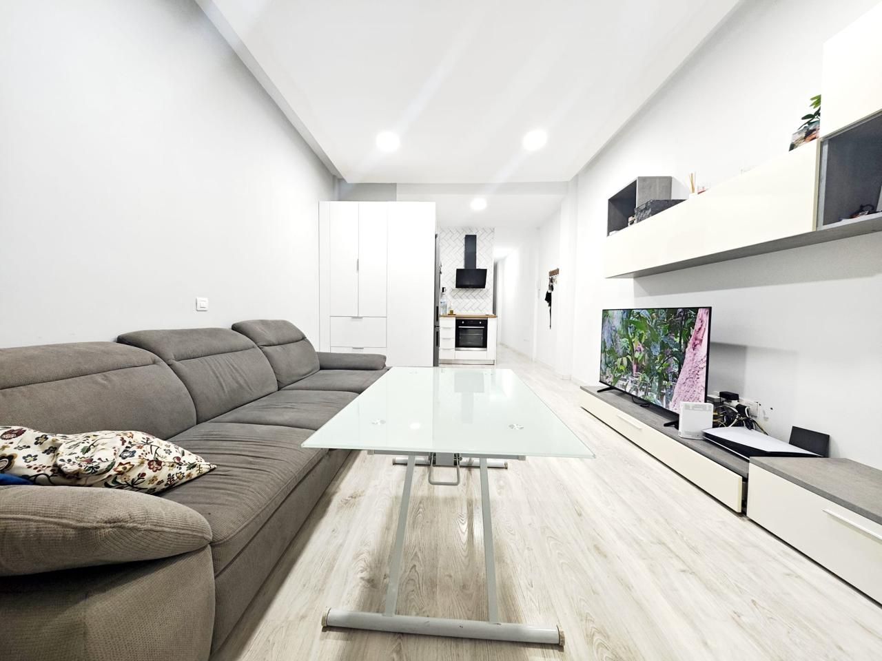 Sala d'estar de Pis en venda en Telde amb Moblat