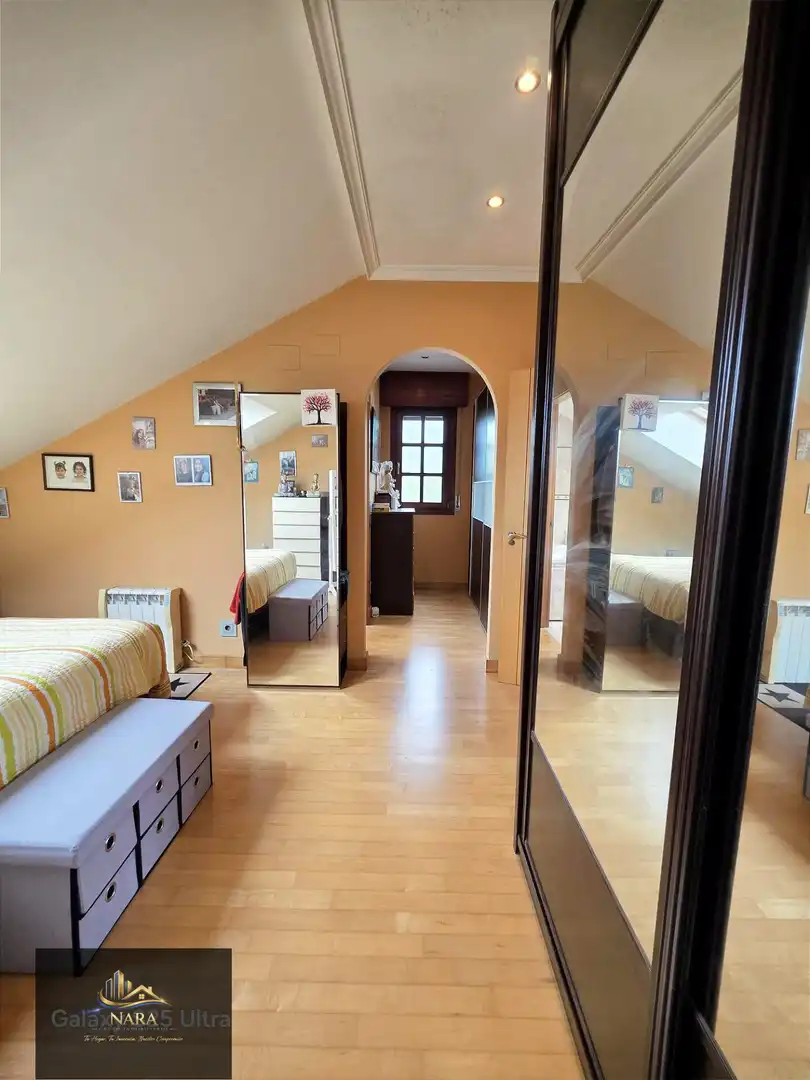 Bedroom of Houses for sale in Meruelo  with Air Conditioner, Private garden and Terrace