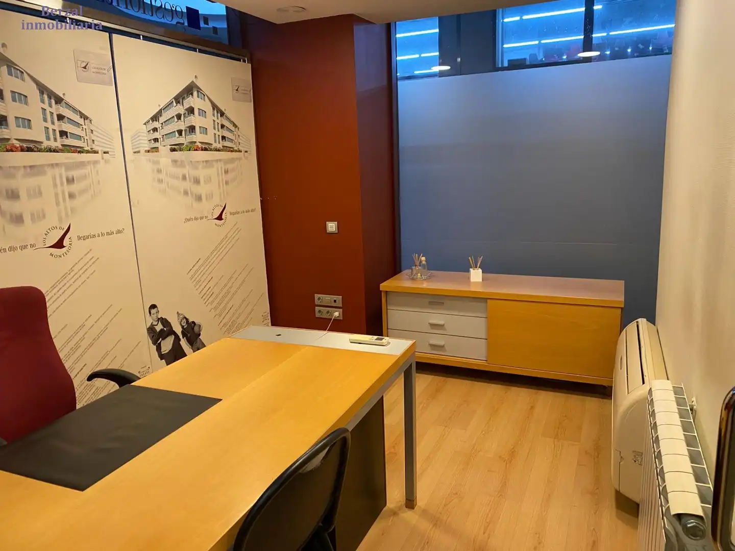 Büro zur Miete in  Logroño mit Heizung und Möbliert