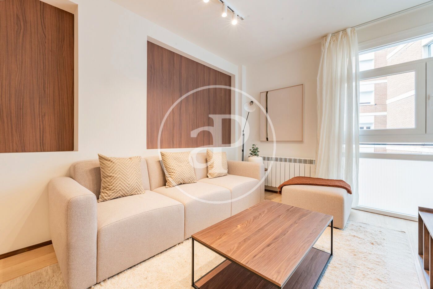 Living room of Flat for sale in  Madrid Capital  with Air Conditioner, Heating and Terrace