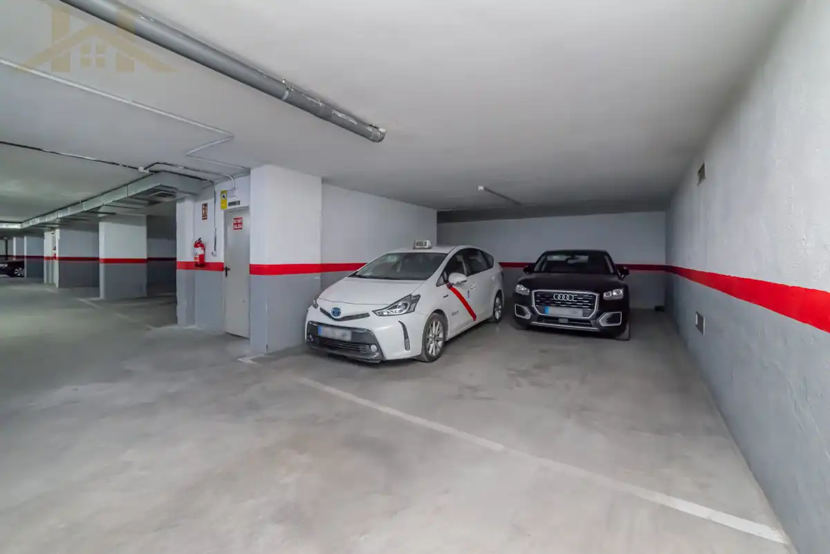 Parking de Piso en venta en Móstoles con Aire acondicionado, Calefacción y Terraza