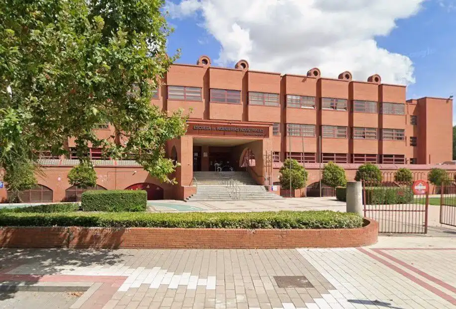 Exterior view of Flat for rent in Valladolid  with Air Conditioner, Heating and Terrace