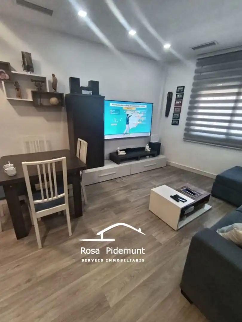 Wohnzimmer von Erdgeschoss zum Verkauf in Centre