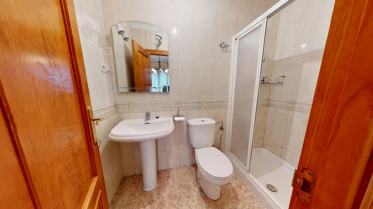 Baño de Piso en venta en Carcastillo con Calefacción