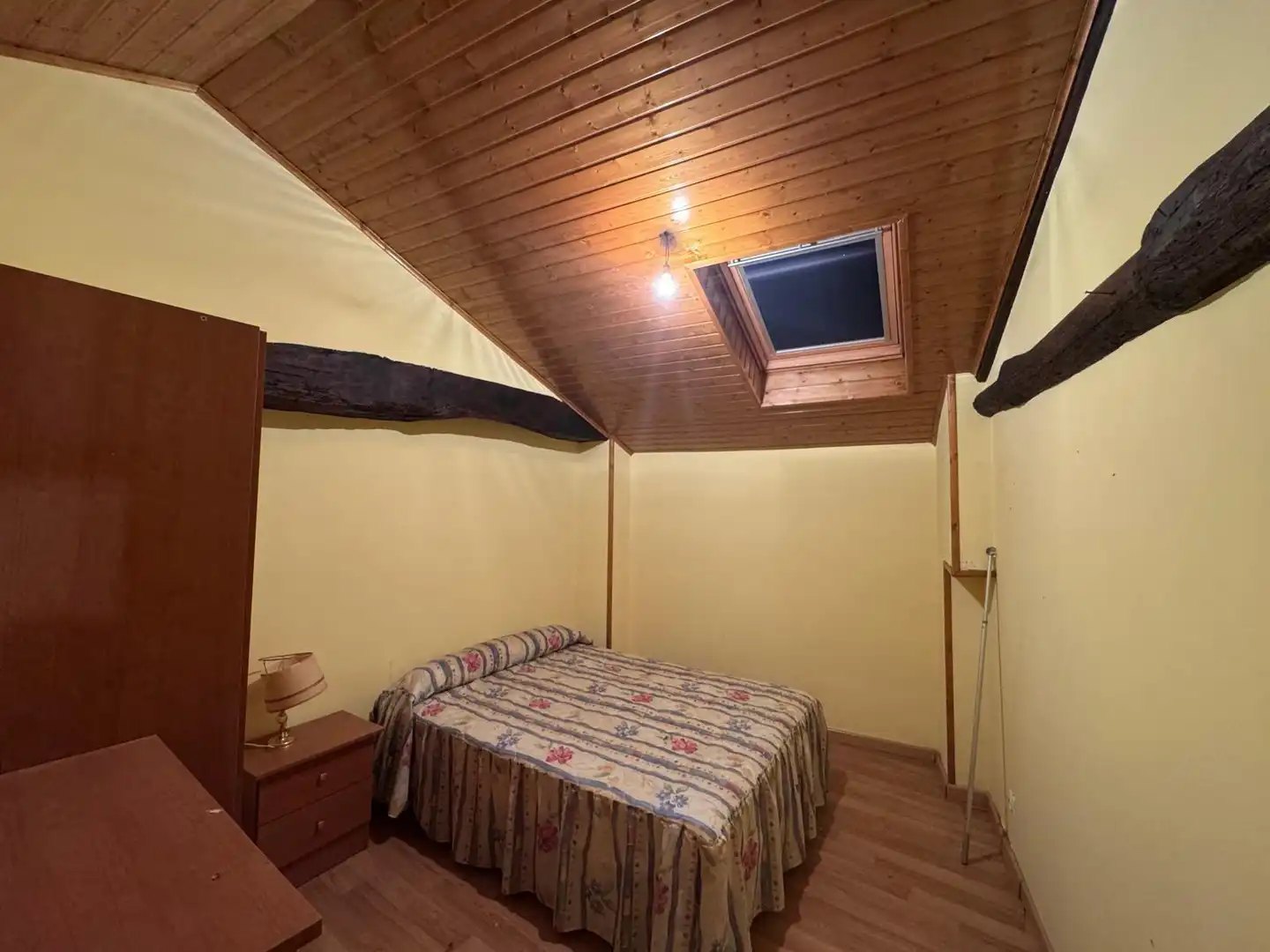 Dormitori de Casa o xalet en venda en Ponferrada amb Terrassa i Balcó