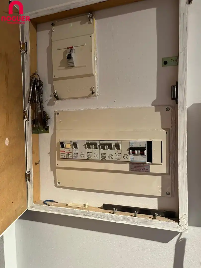 Wohnung zum Verkauf in Córdoba mit Klimaanlage, Heizung und Terrasse