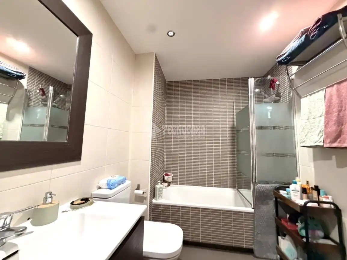 Baño de Piso en venta en Alcalá de Henares con Calefacción, Terraza y Trastero