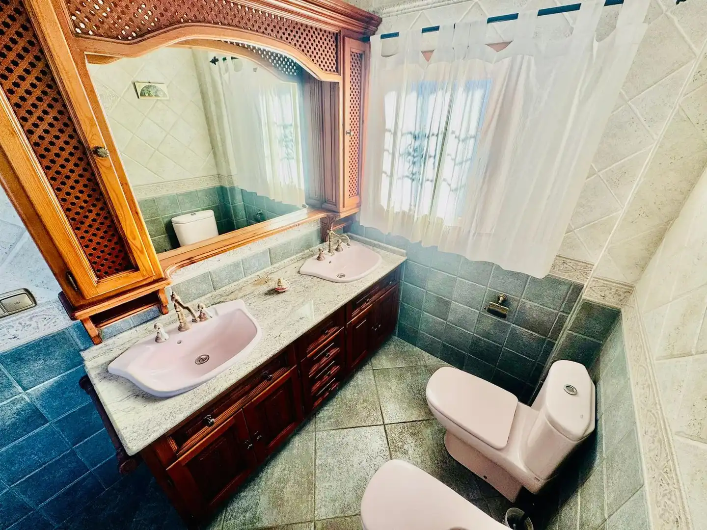 Chalet con terraza en venta en Calle Río Guadiaro 13, imagen 35