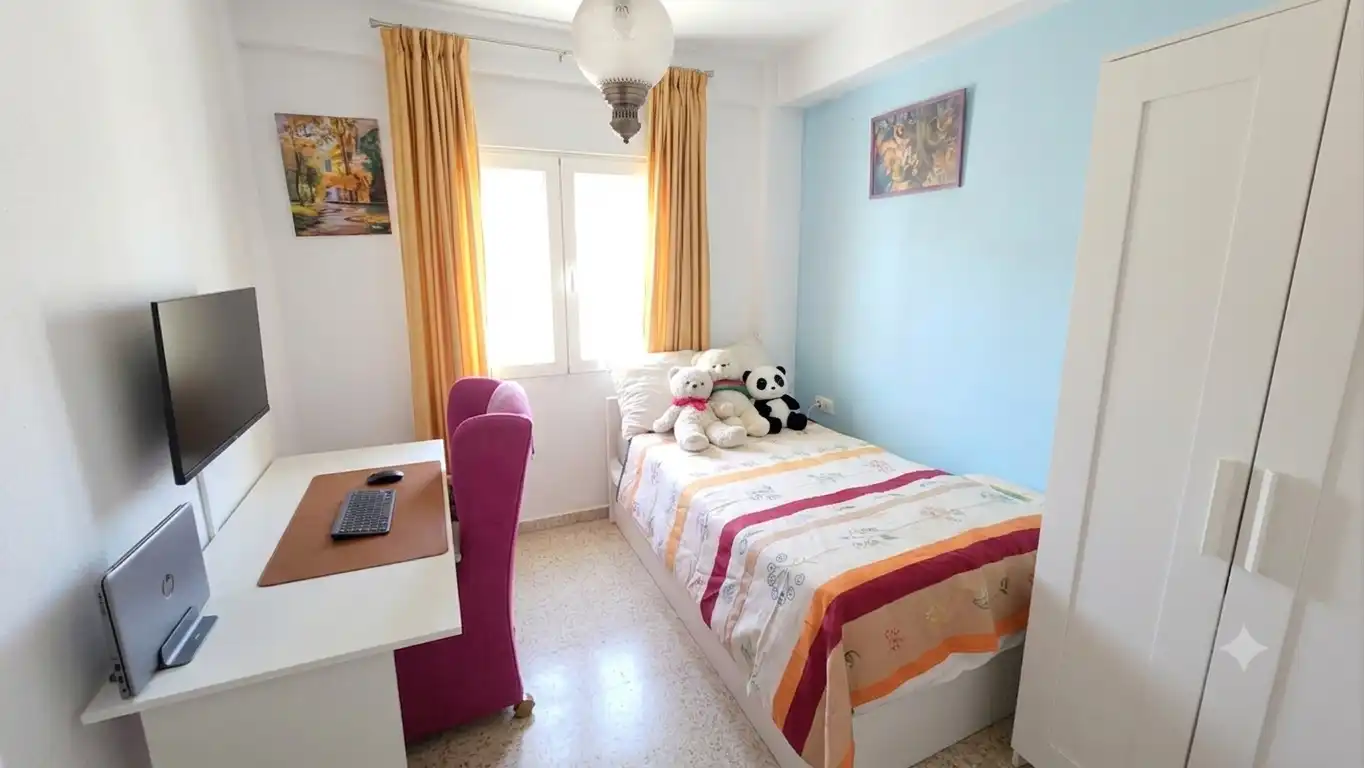 Habitación de Piso en venta en Málaga con Aire acondicionado y Terraza
