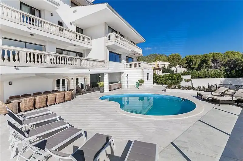 Schwimmbecken von Haus oder Chalet zur Miete in  Palma de Mallorca mit Klimaanlage, Heizung und Privatgarten