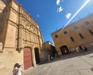 Vista exterior de Àtic en venda en Salamanca Capital amb Calefacció i Terrassa