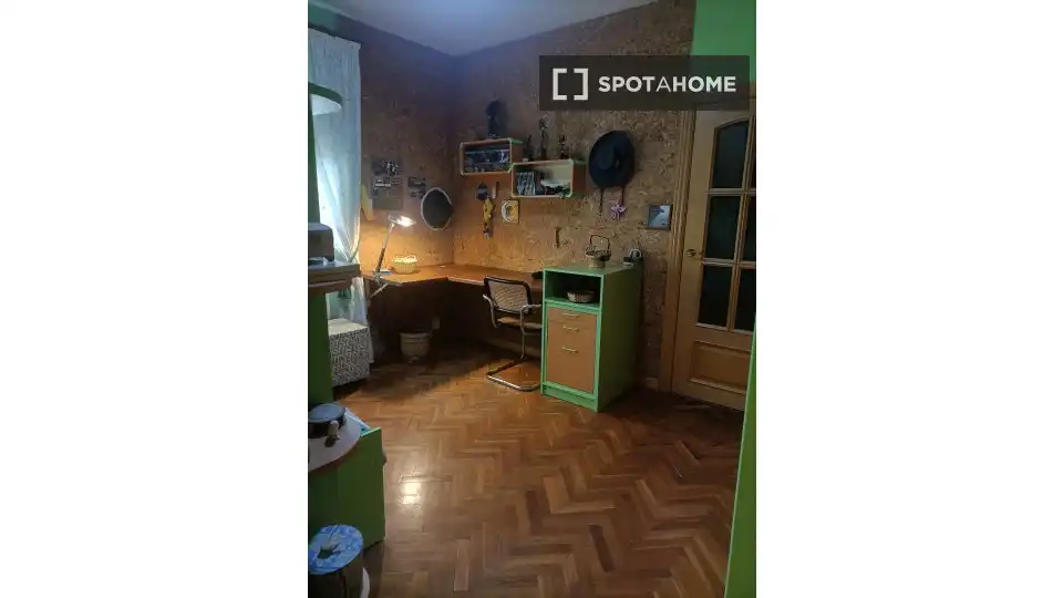 Bedroom of Flat for share in Abrera  with Air Conditioner, Heating and Furnished