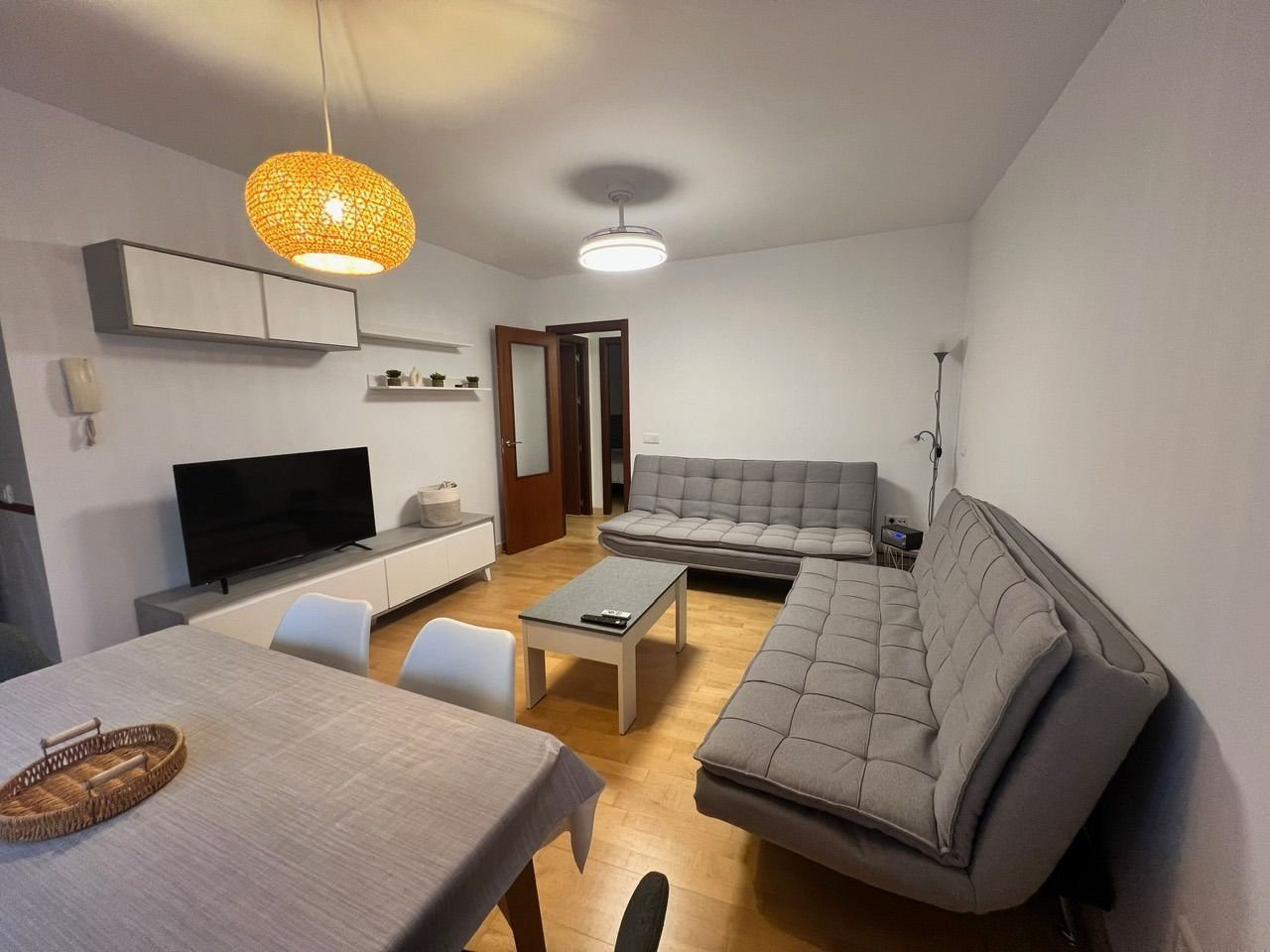 Living room of Flat for sale in Ronda  with Storage room