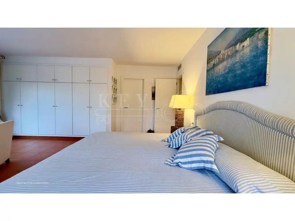 Habitación de Apartamento en venta en Ciutadella de Menorca con Aire acondicionado, Calefacción y Jardín privado