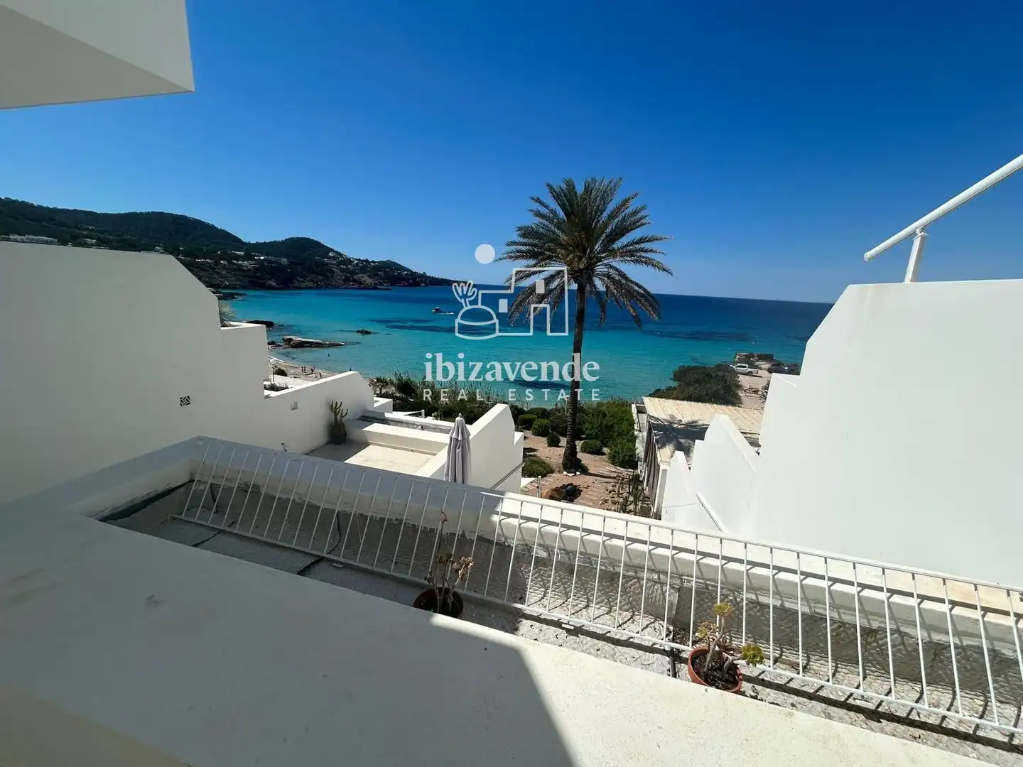 Exterior view of Flat for rent in Sant Josep de sa Talaia  with Air Conditioner, Heating and Terrace