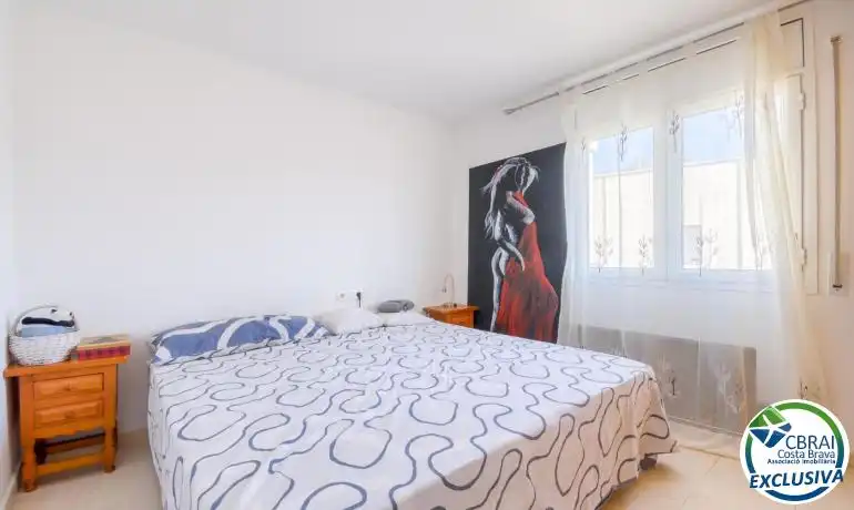 Dormitori de Pis en venda en Roses