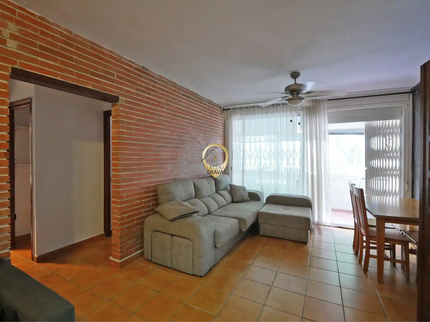 Ground floor with lift for sale in Carrer Bilbao, imagen 2