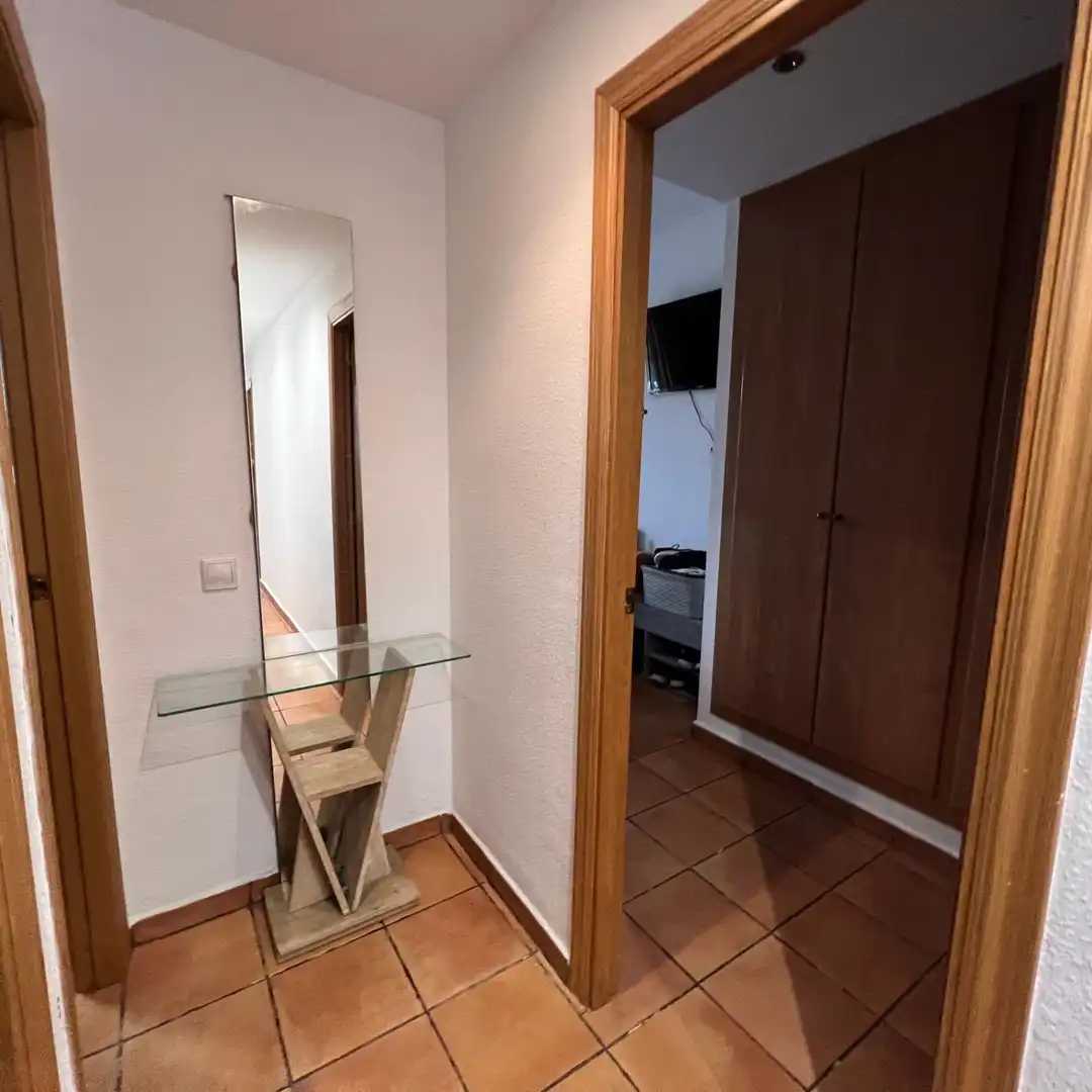 Einfamilien-Reihenhaus zum Verkauf in Chiva mit Heizung, Abstellraum und Balkon