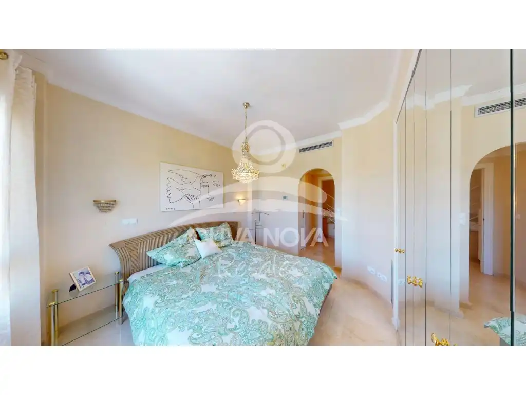 Bedroom of Attic for sale in Oliva  with Terrace, Swimming Pool and Furnished