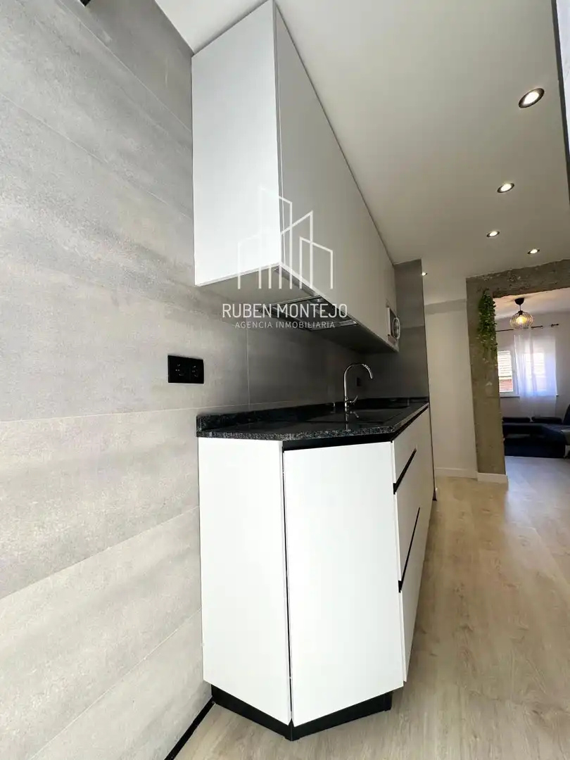 Flat for rent in Gomez Arias, Vidal