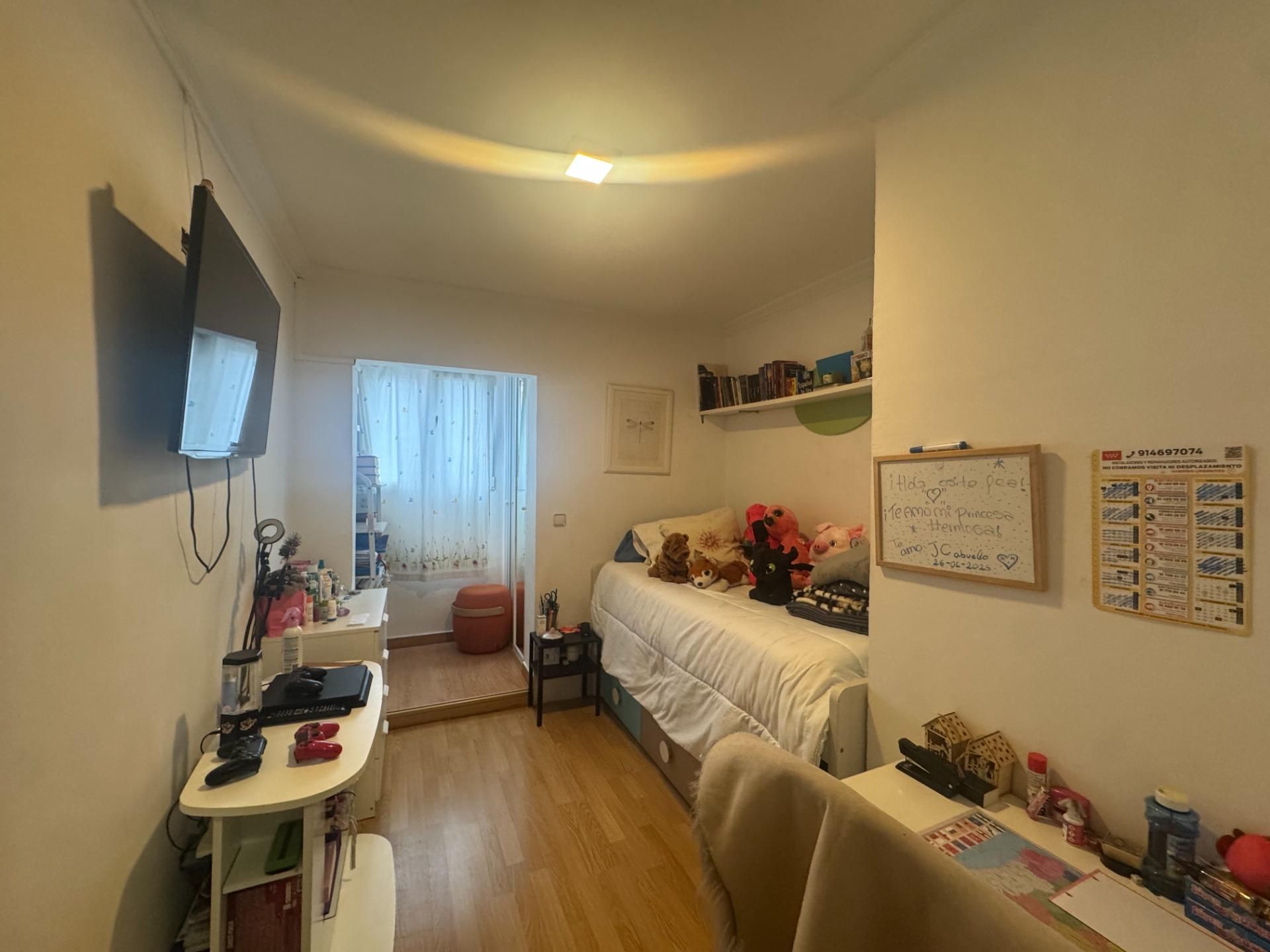 Bedroom of Flat for sale in  Madrid Capital  with Air Conditioner and Terrace