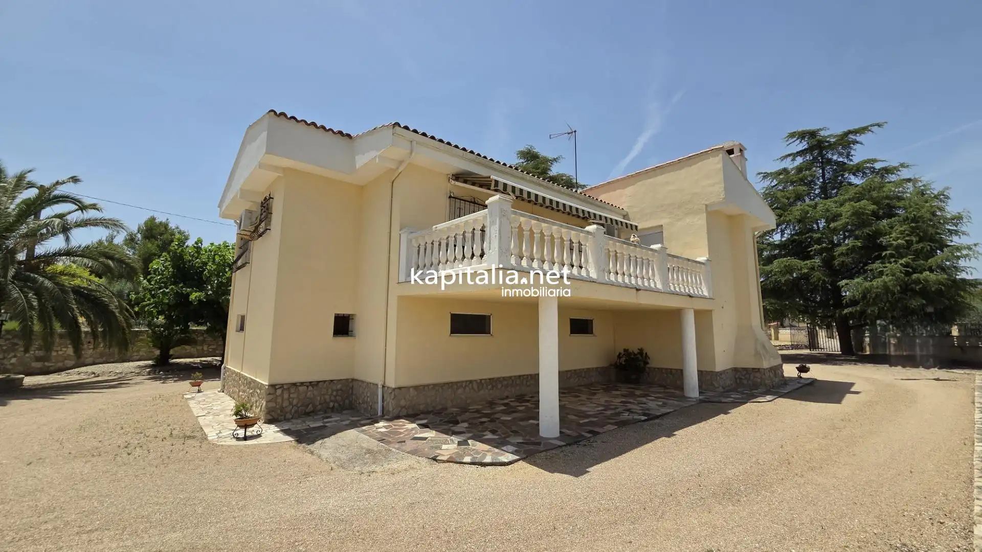 Chalet con piscina en venta en Santa Ana, imagen 2