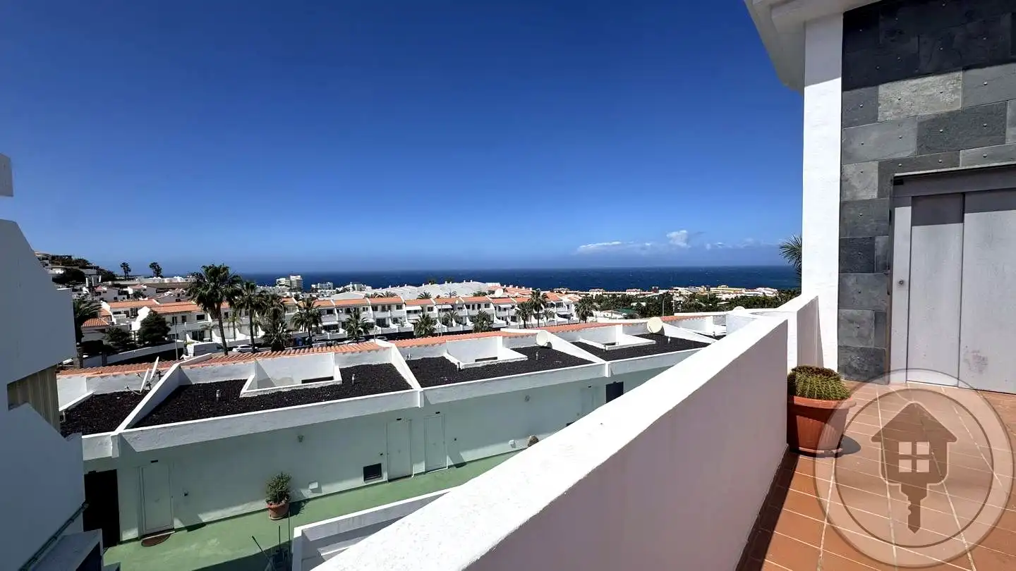 Vista exterior de Estudio de alquiler en Adeje con Terraza