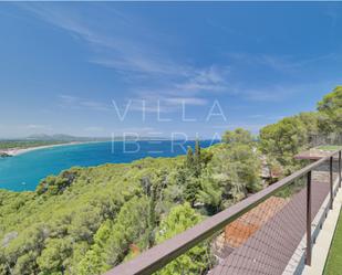 Vista exterior de Casa o xalet en venda en Begur amb Aire condicionat i Balcó