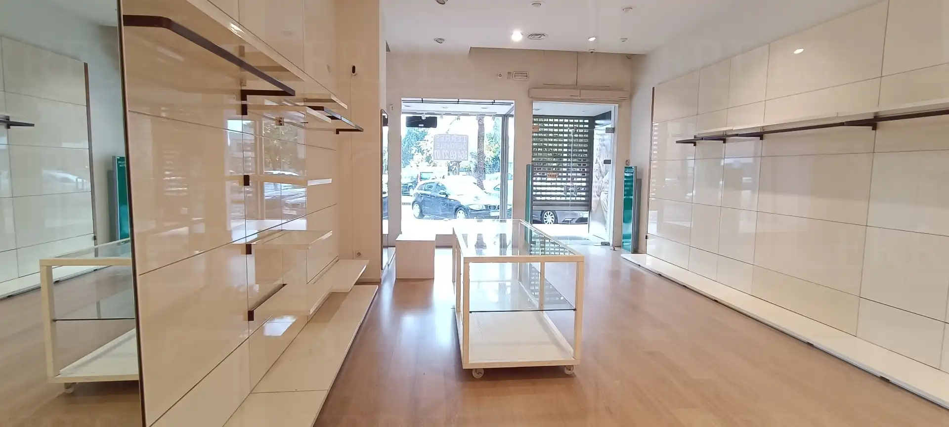Business premises to rent in Avenida España, imagen 2