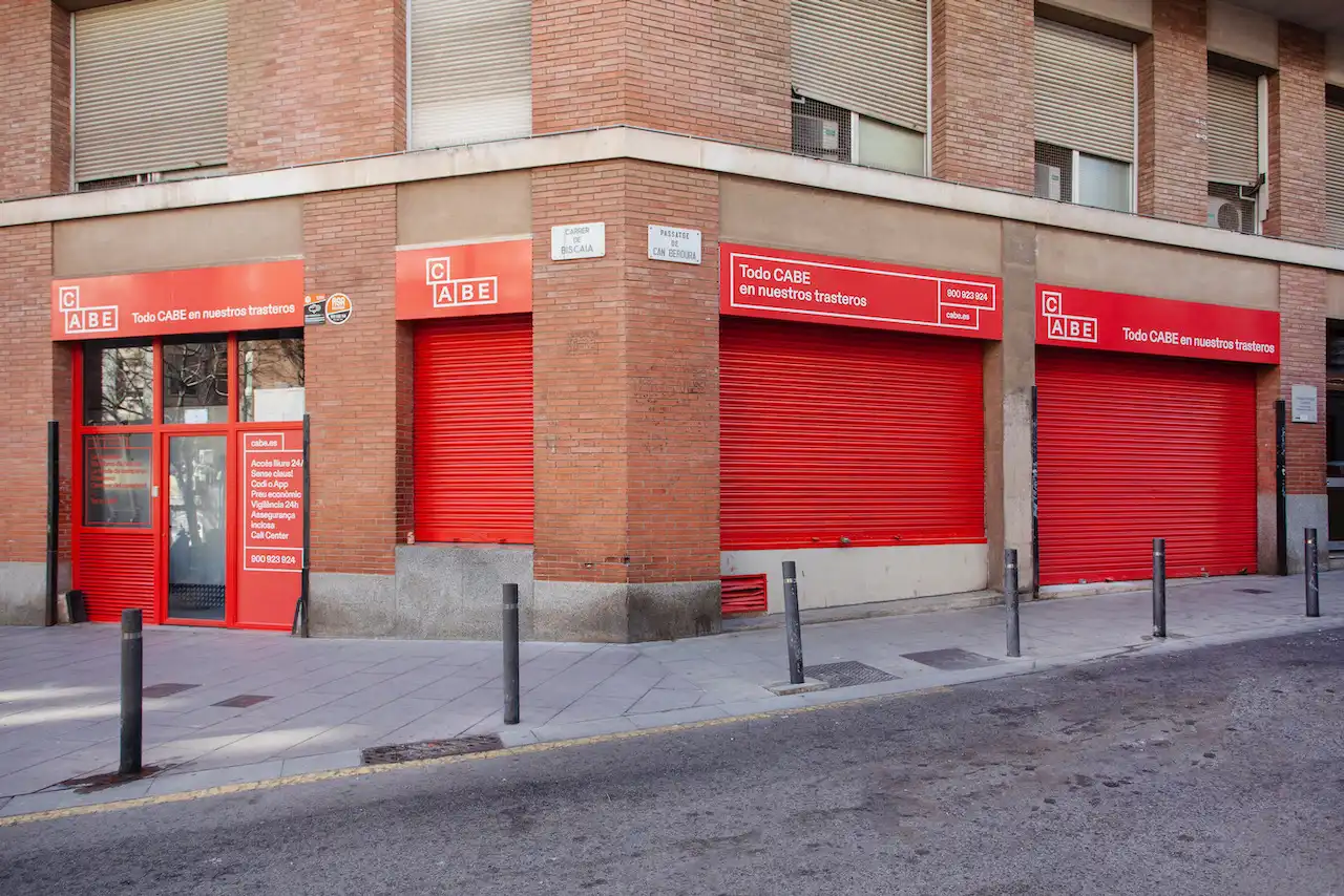 Traster de lloguer a Carrer de Biscaia, 441, El Congrés i els Indians