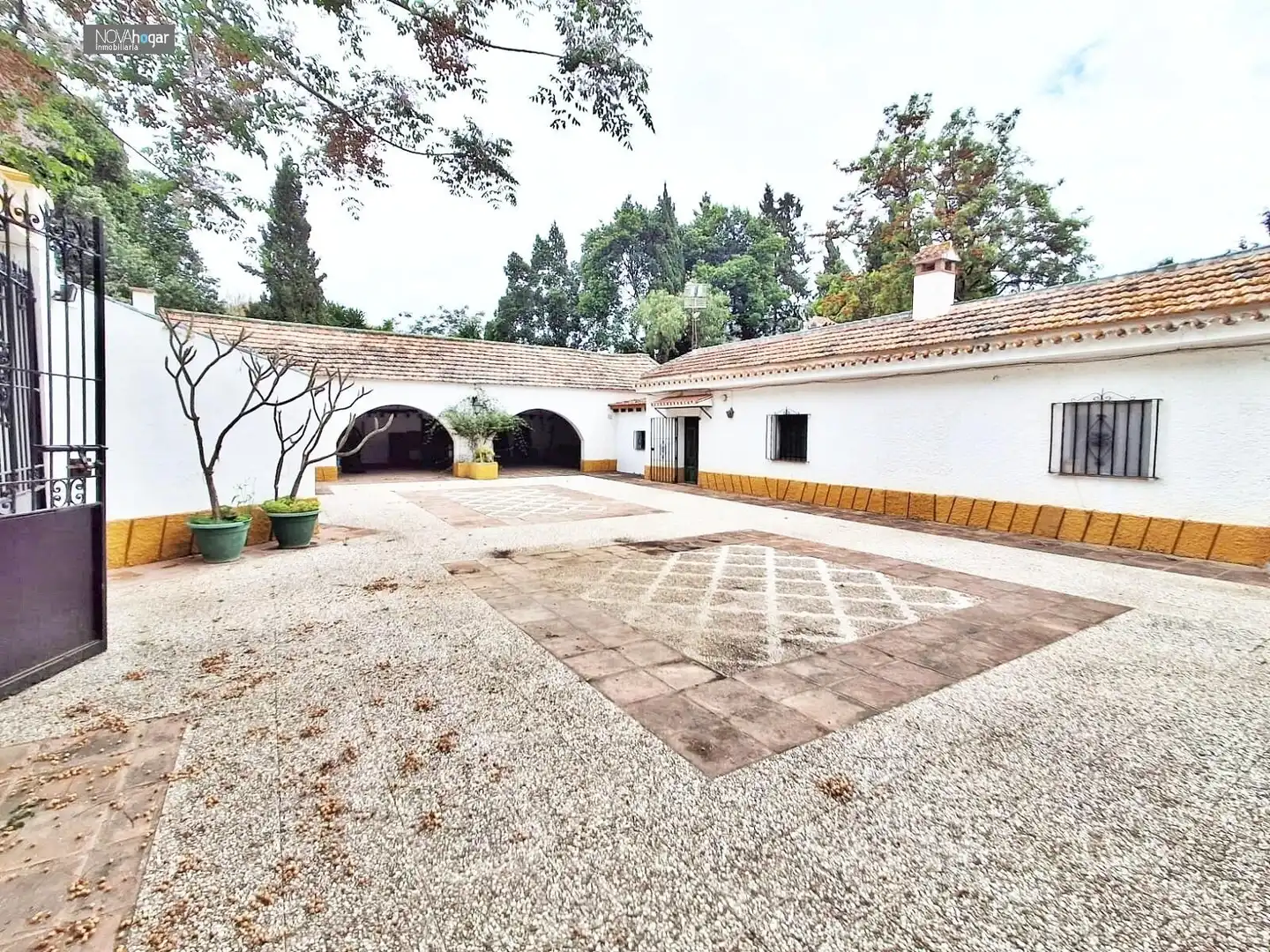 Vista exterior de Finca rústica en venda en Málaga amb Aire condicionat, Calefacció i Jardí privat