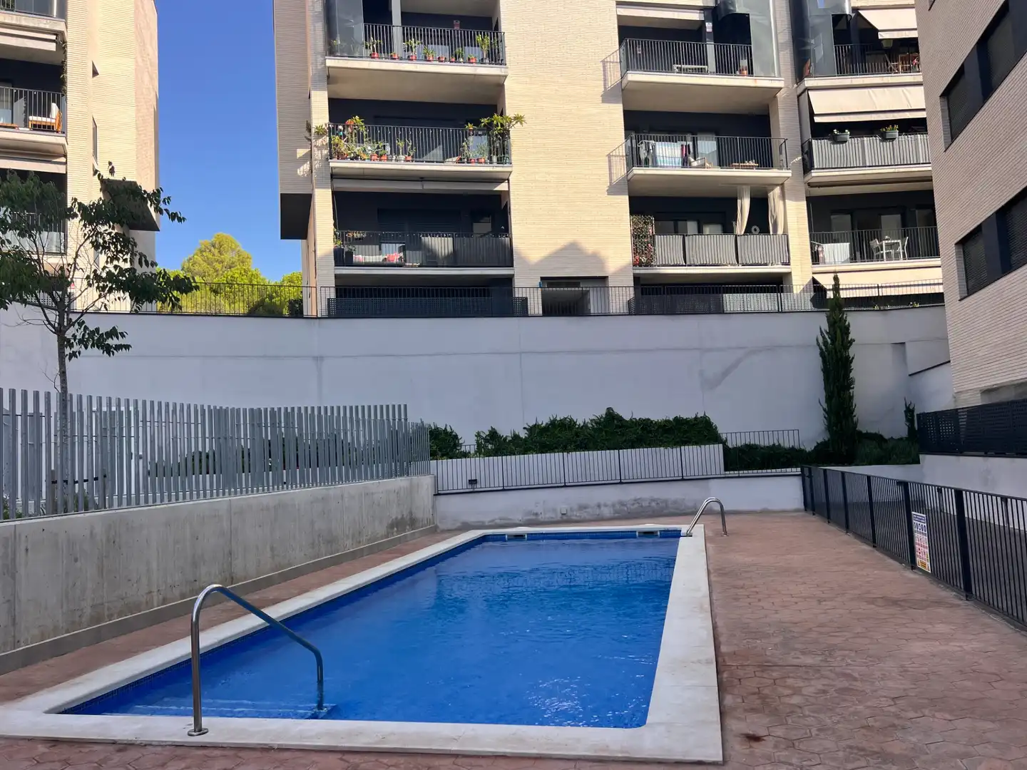 Swimming pool of Ground floor for sale in Arenys de Mar  with Air Conditioner, Heating and Parquet flooring