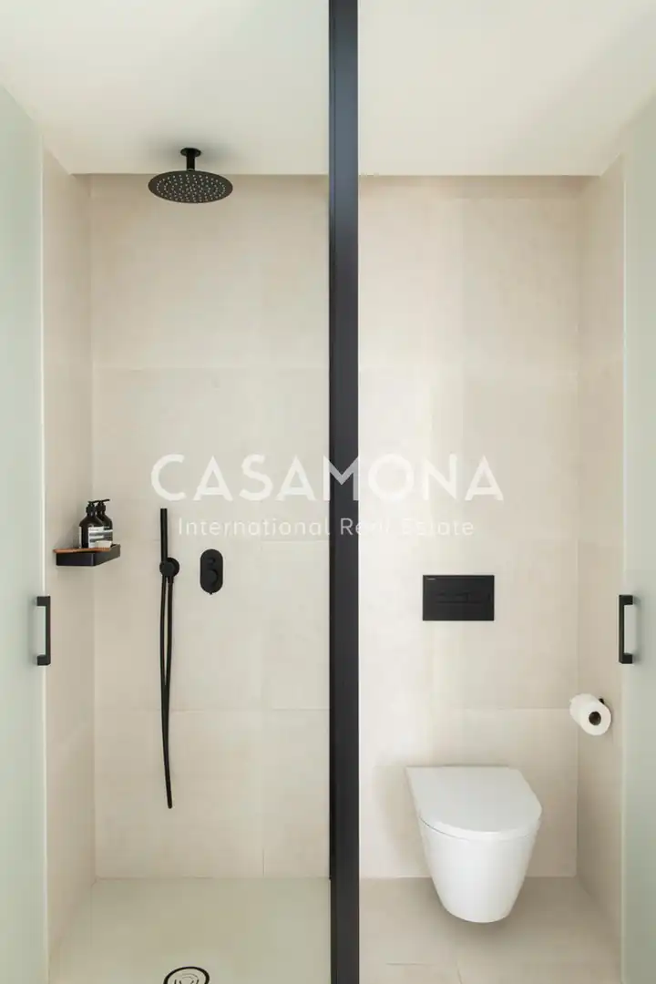 Baño de Apartamento de alquiler en Barcelona con Aire acondicionado, Terraza y Internet