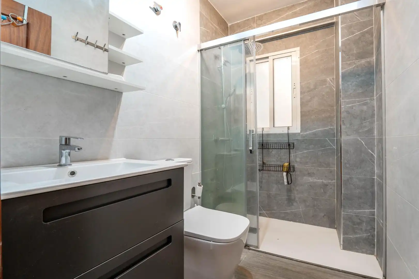Piso con ascensor en venta en Calle ANGEL BARRIOS 8, imagen 33