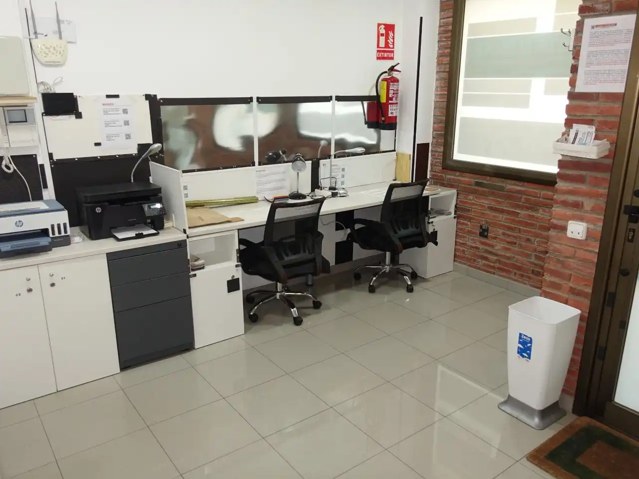 Büro zur Miete in Barcelona mit Klimaanlage, Heizung und Möbliert