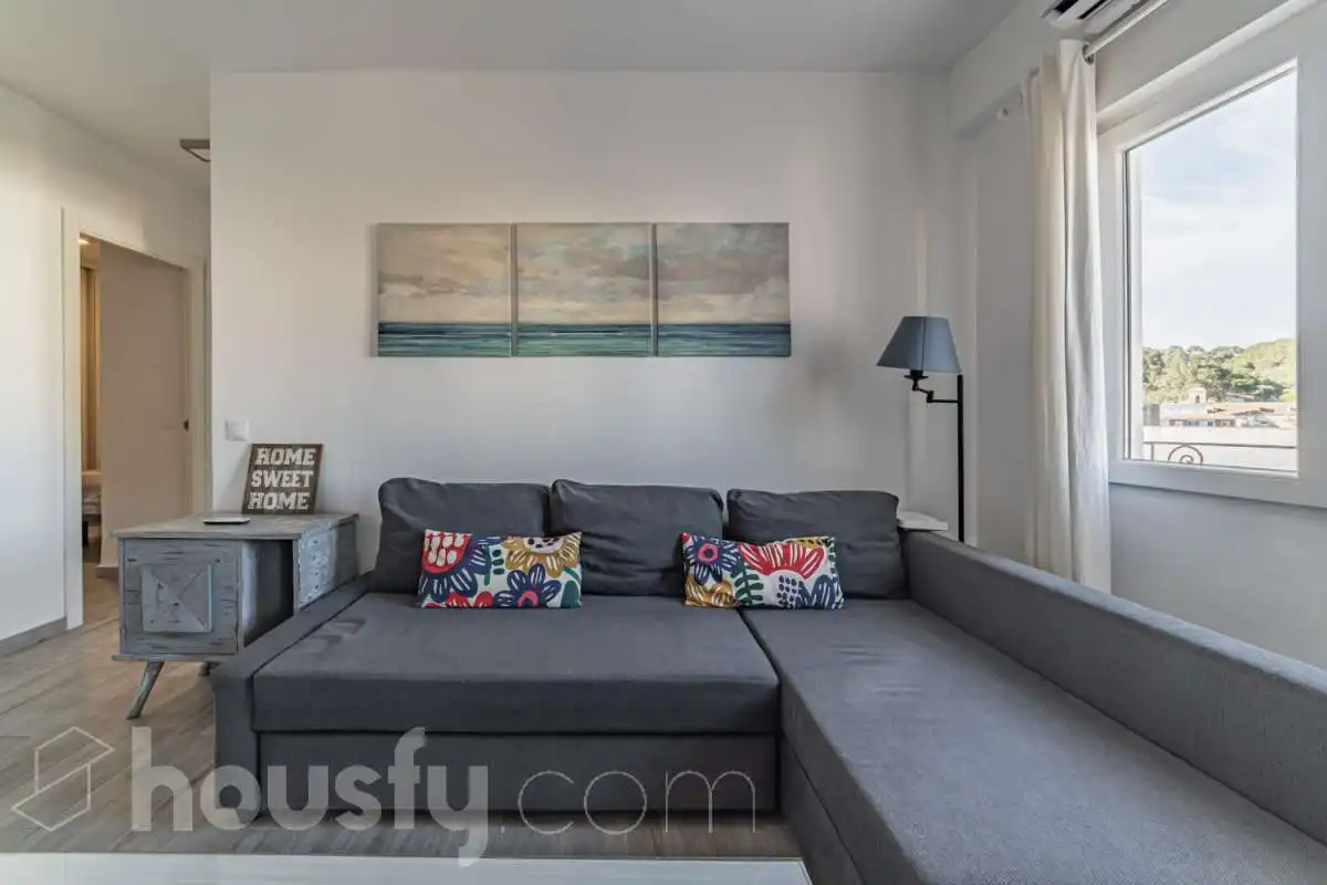 Living room of Flat for rent in Málaga  with Air Conditioner, Parquet flooring and Furnished