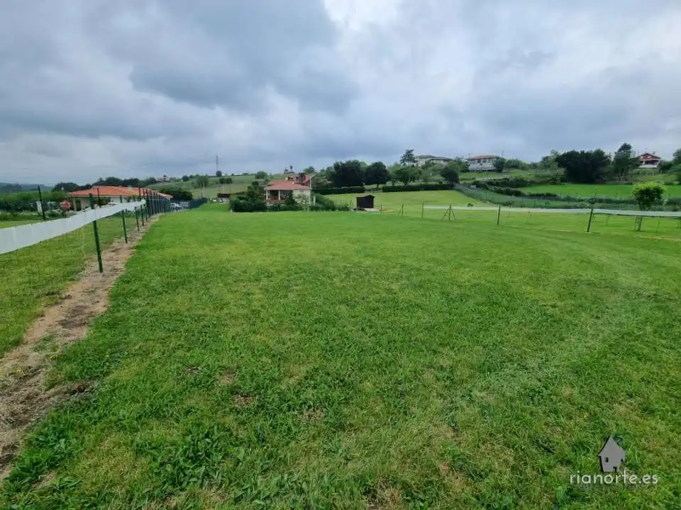 Land for sale in Castrillón