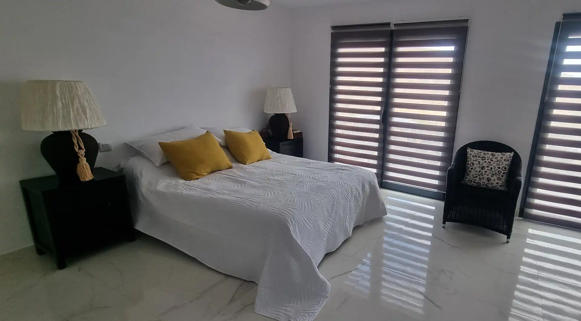 Dormitori de Casa o xalet en venda en Haría amb Jardí privat, Terrassa i Piscina