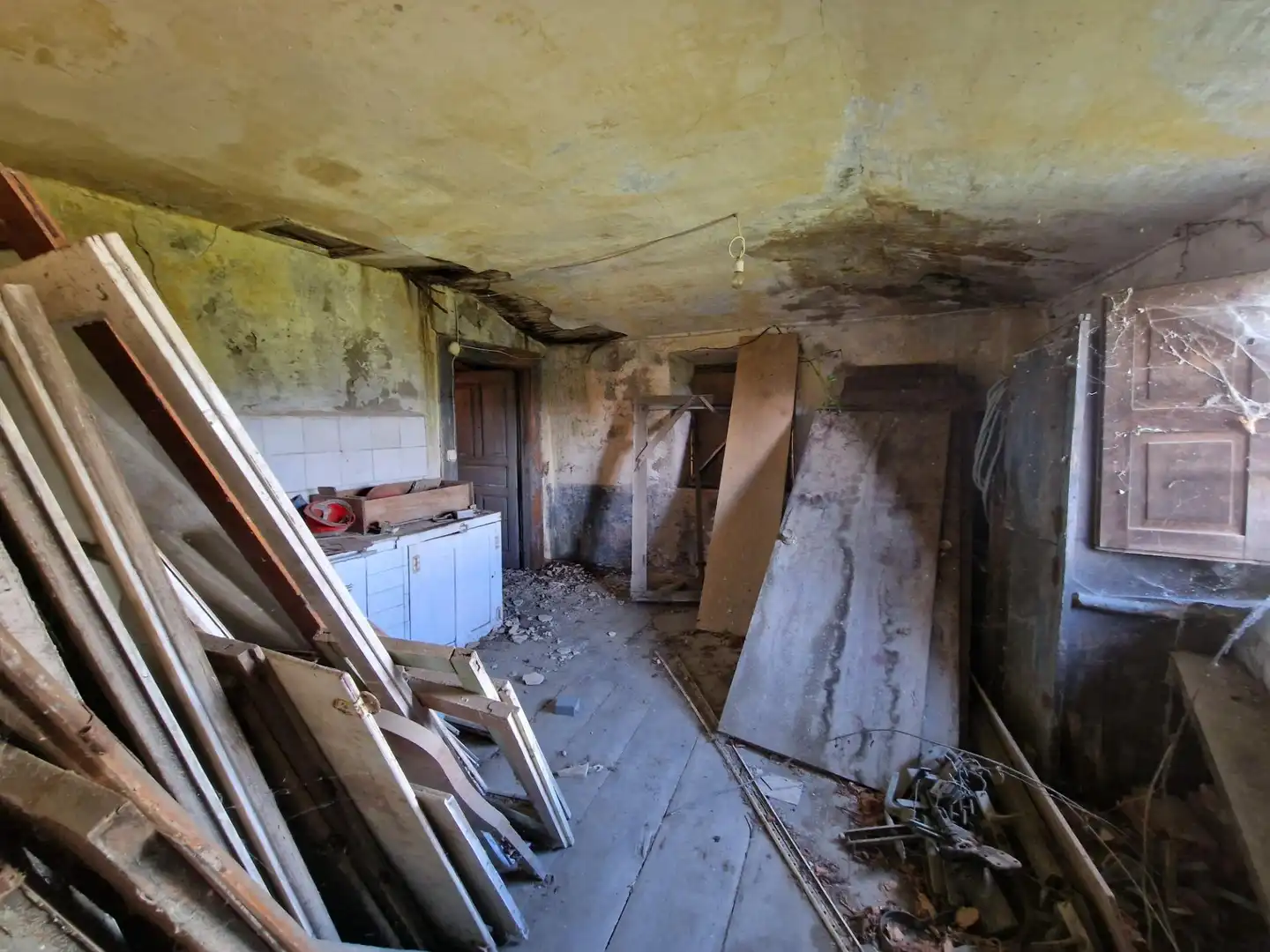 Finca rústica en venta en Tineo con Balcón y Piscina comunitaria