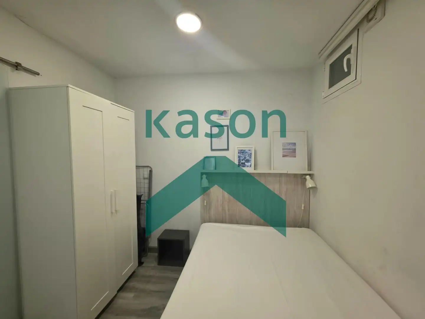 Bedroom of Flat for sale in Madrid  with Air Conditioner, Heating and Furnished