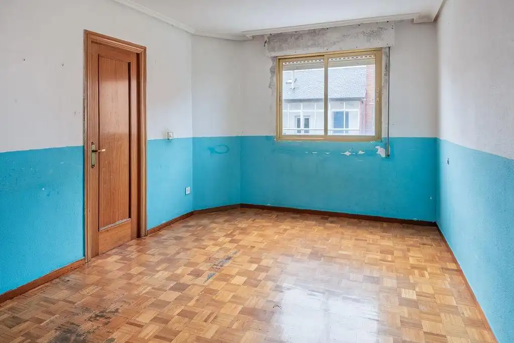 Flat for sale in Calle de Emiliano Sánchez Lombas, imagen 5