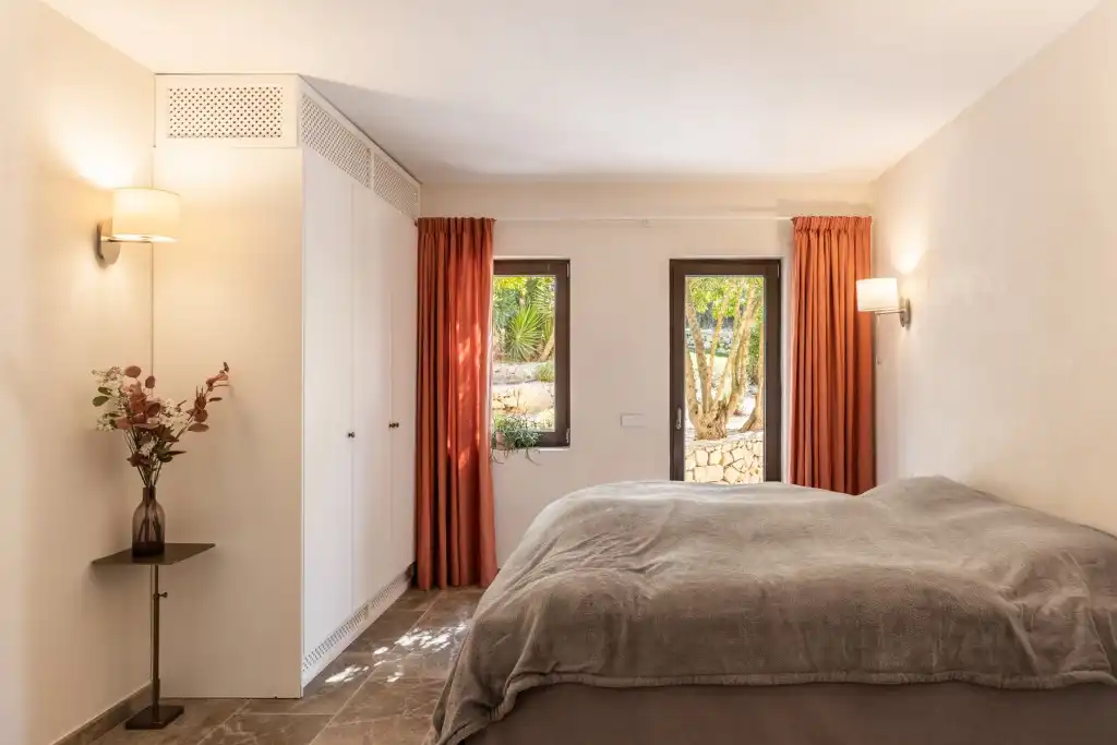 Habitación de Finca rústica en venta en Sineu con Aire acondicionado, Calefacción y Jardín privado