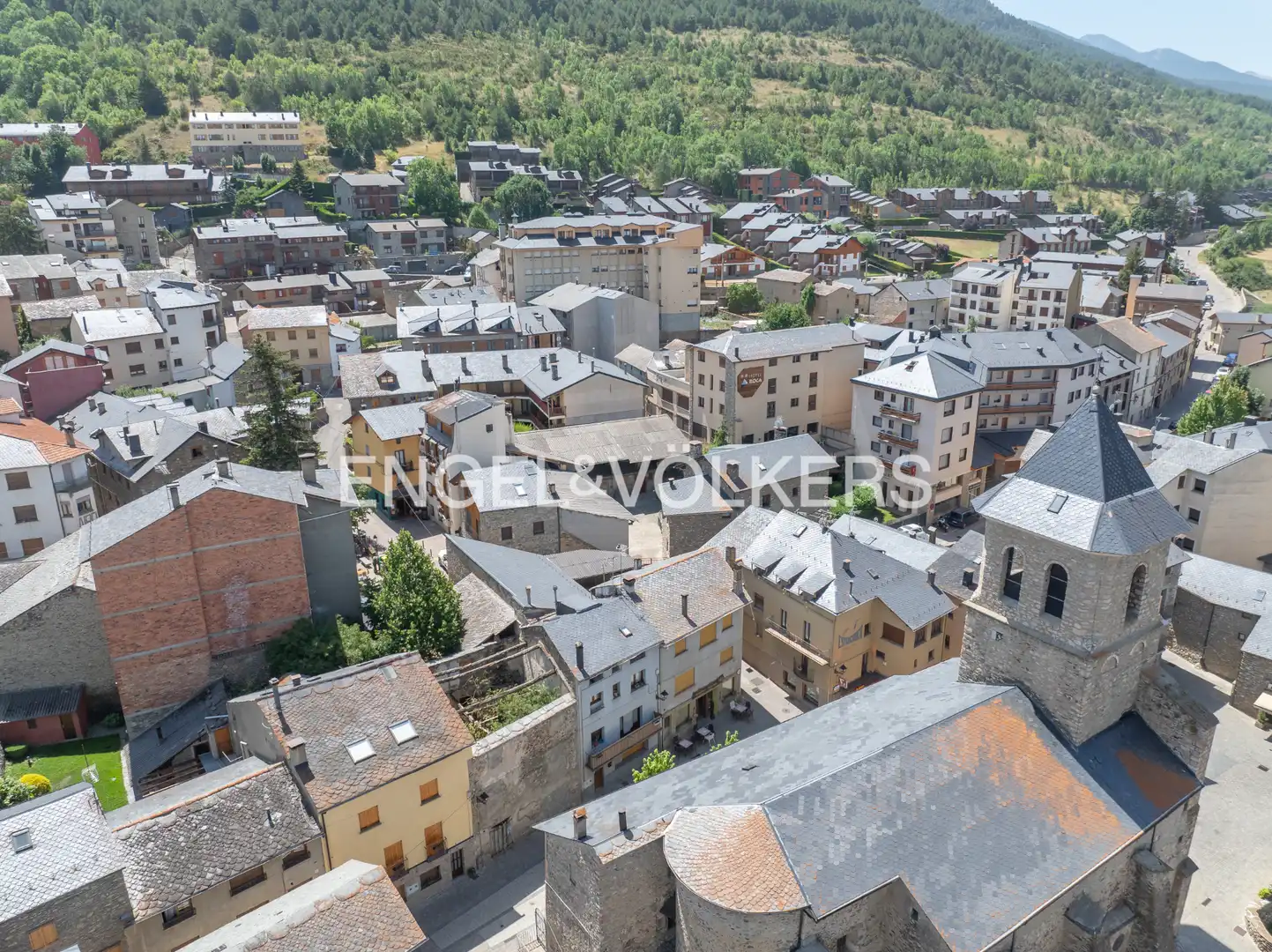 Vista exterior de Residencial en venta en Alp