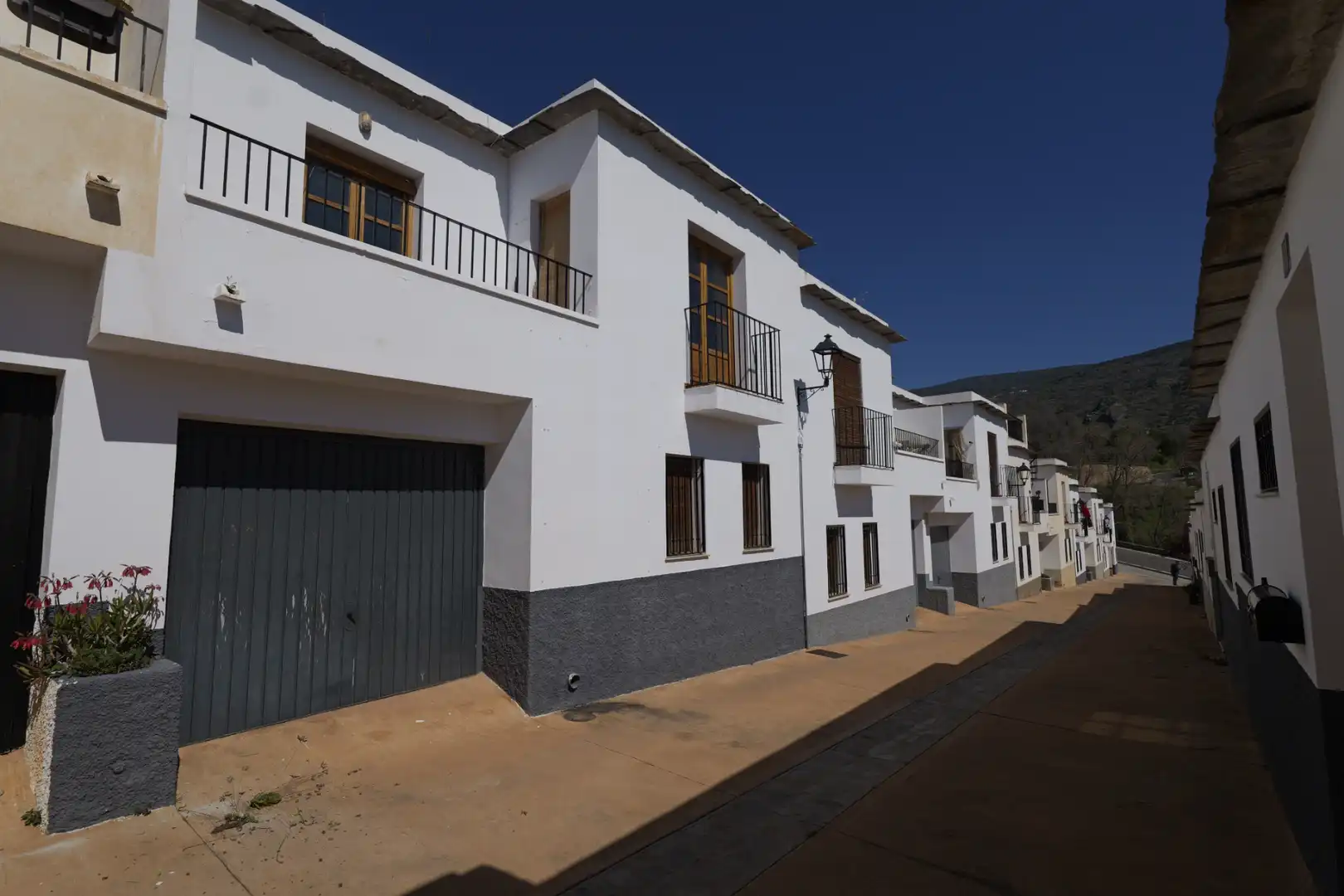 Vista exterior de Casa adosada en venta en Nevada con Terraza, Amueblado y Balcón